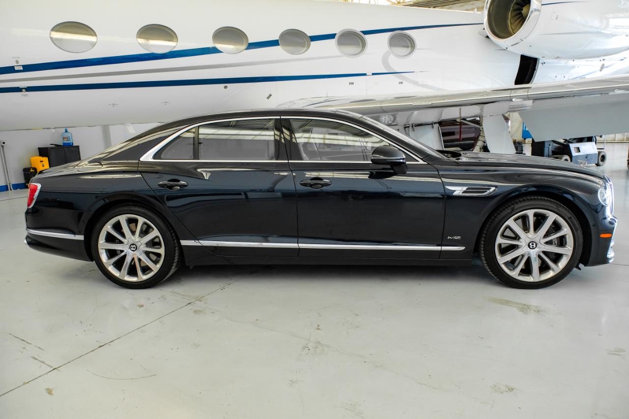 Bentley Flying Spur photo 9