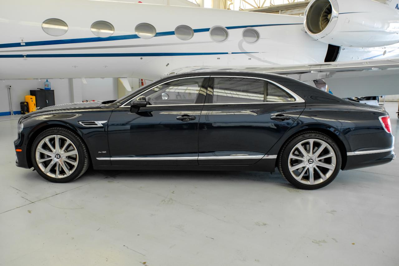 Bentley Flying Spur photo 15
