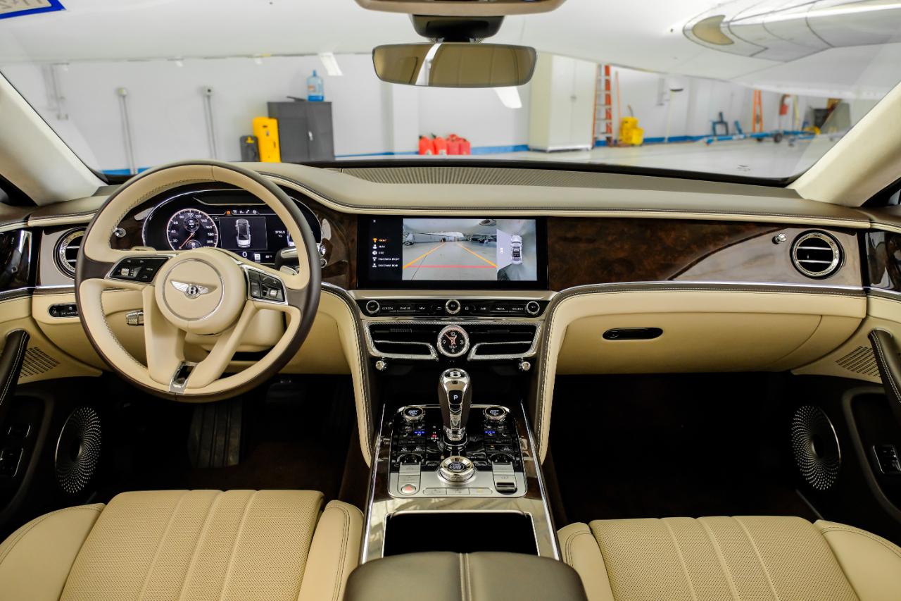 Bentley Flying Spur photo 20