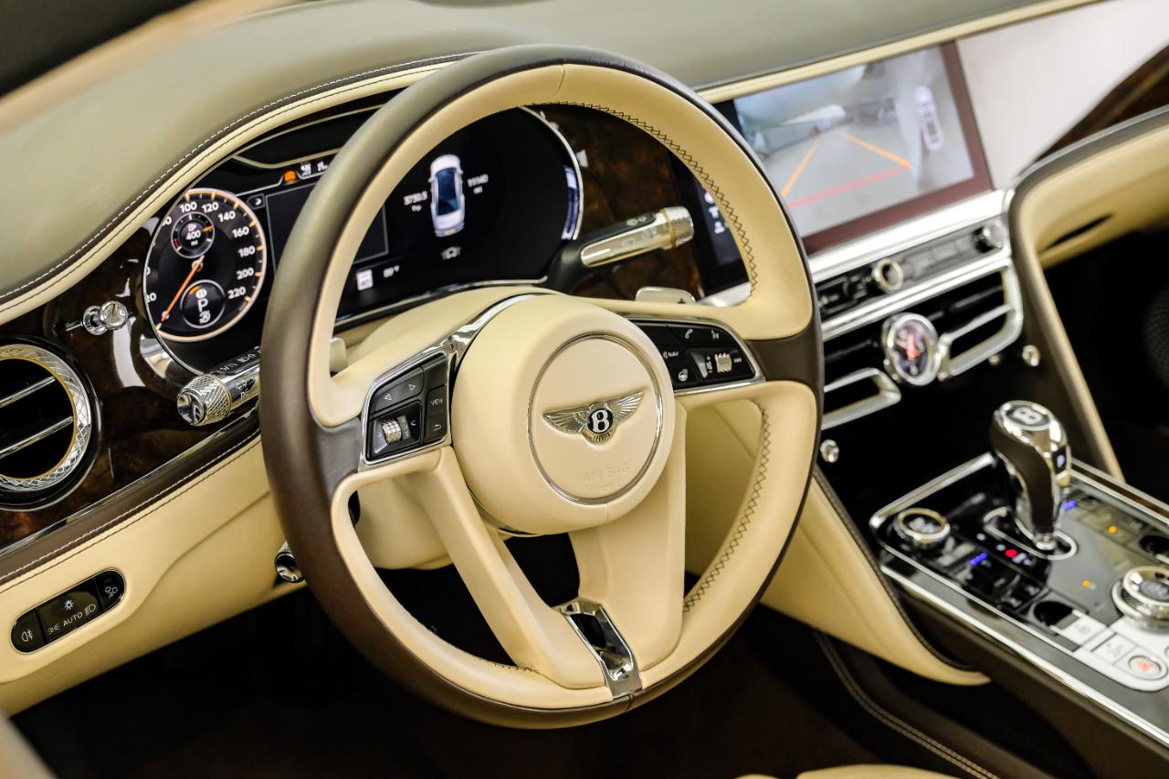 Bentley Flying Spur photo 22