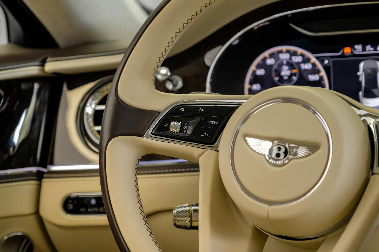 Bentley Flying Spur photo 23