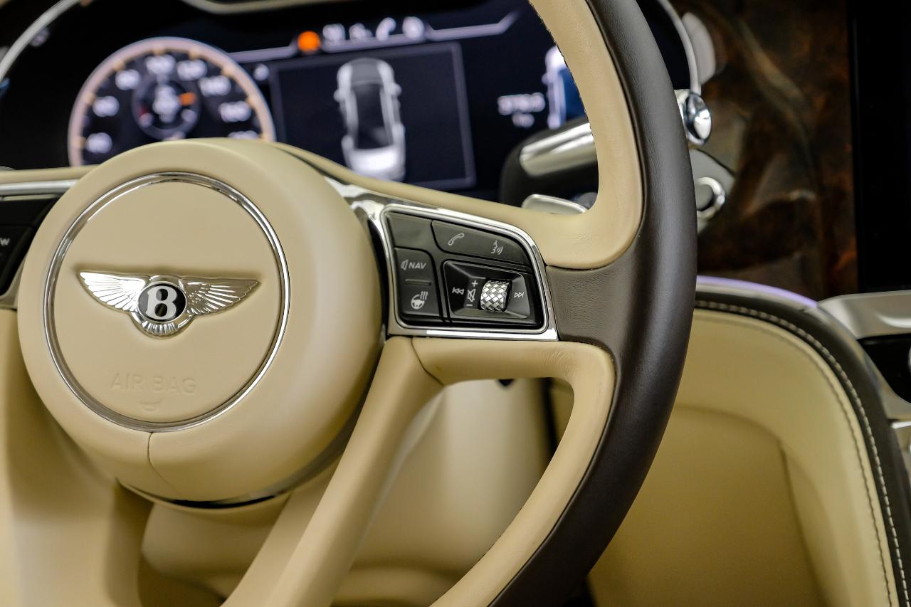 Bentley Flying Spur photo 24