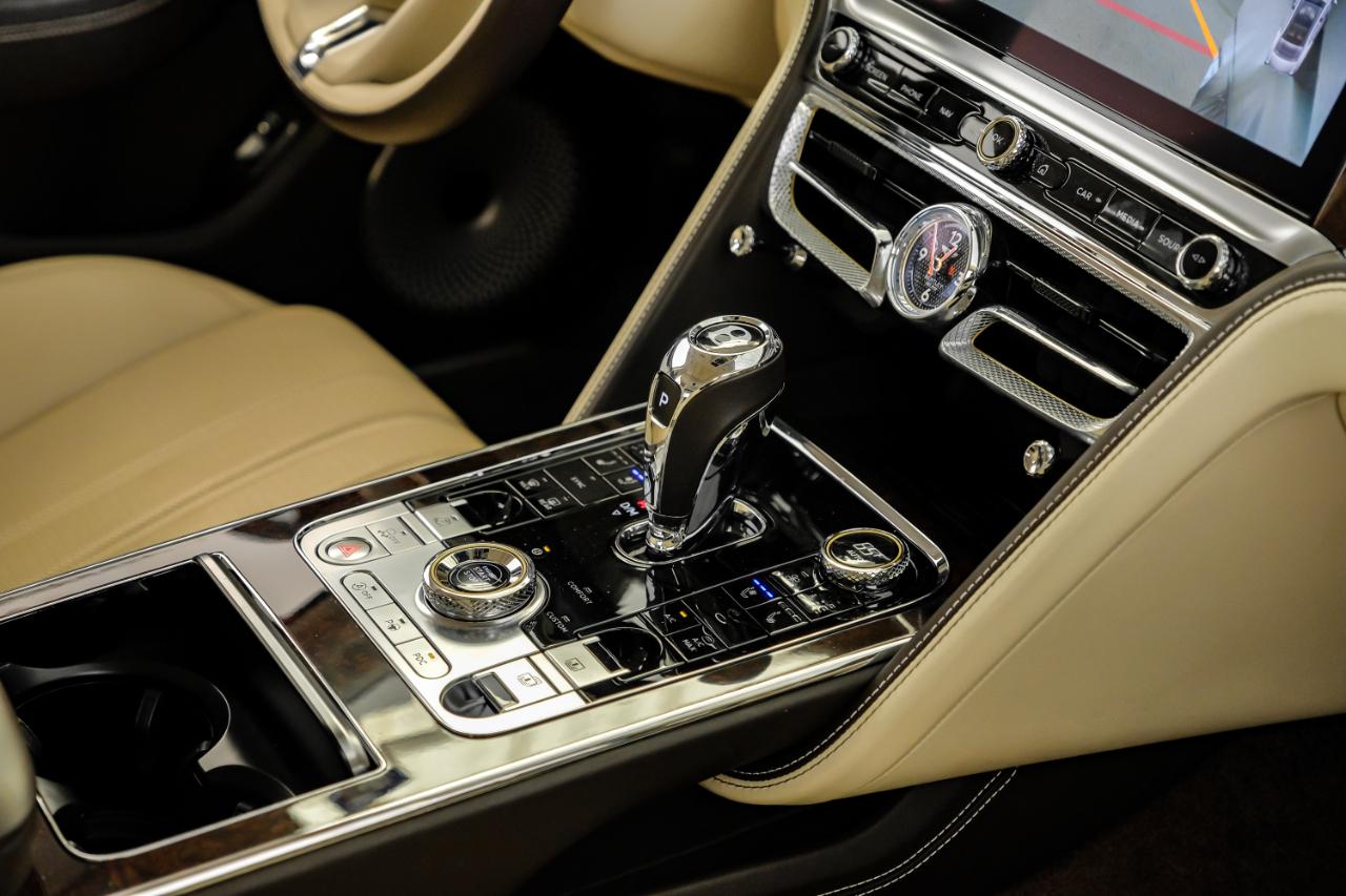 Bentley Flying Spur photo 27