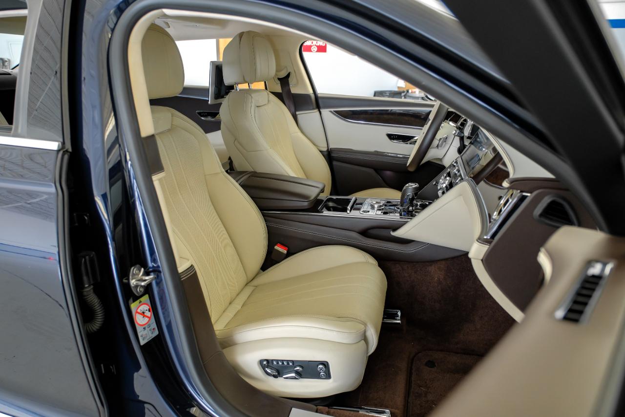Bentley Flying Spur photo 37