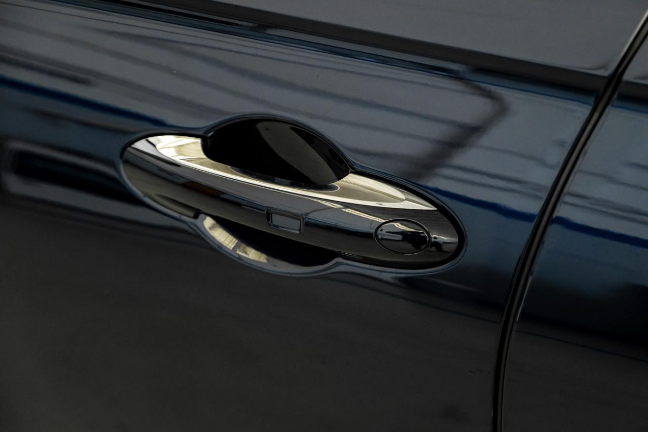 Bentley Flying Spur photo 44