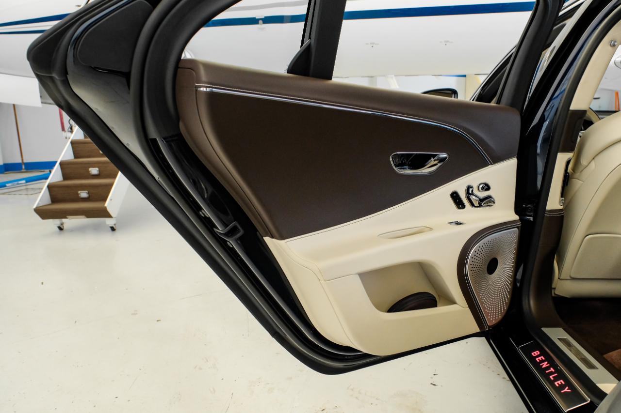 Bentley Flying Spur photo 49