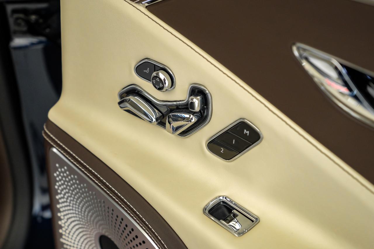 Bentley Flying Spur photo 52