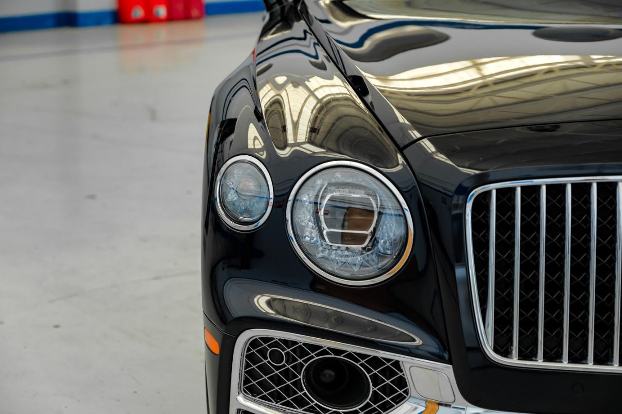 Bentley Flying Spur photo 53