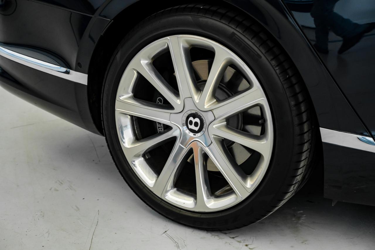 Bentley Flying Spur photo 63