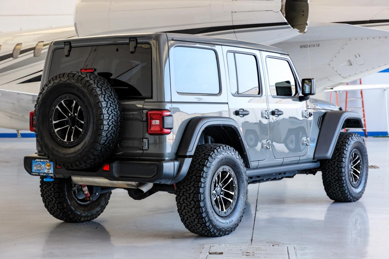 Jeep Wrangler photo 11