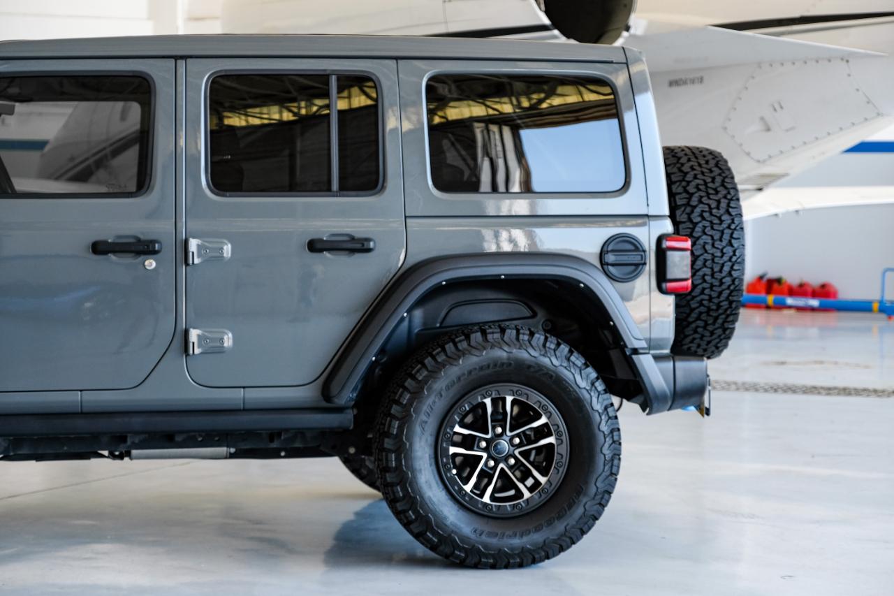 Jeep Wrangler photo 20