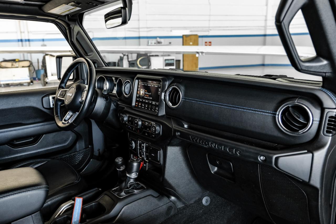 Jeep Wrangler photo 21