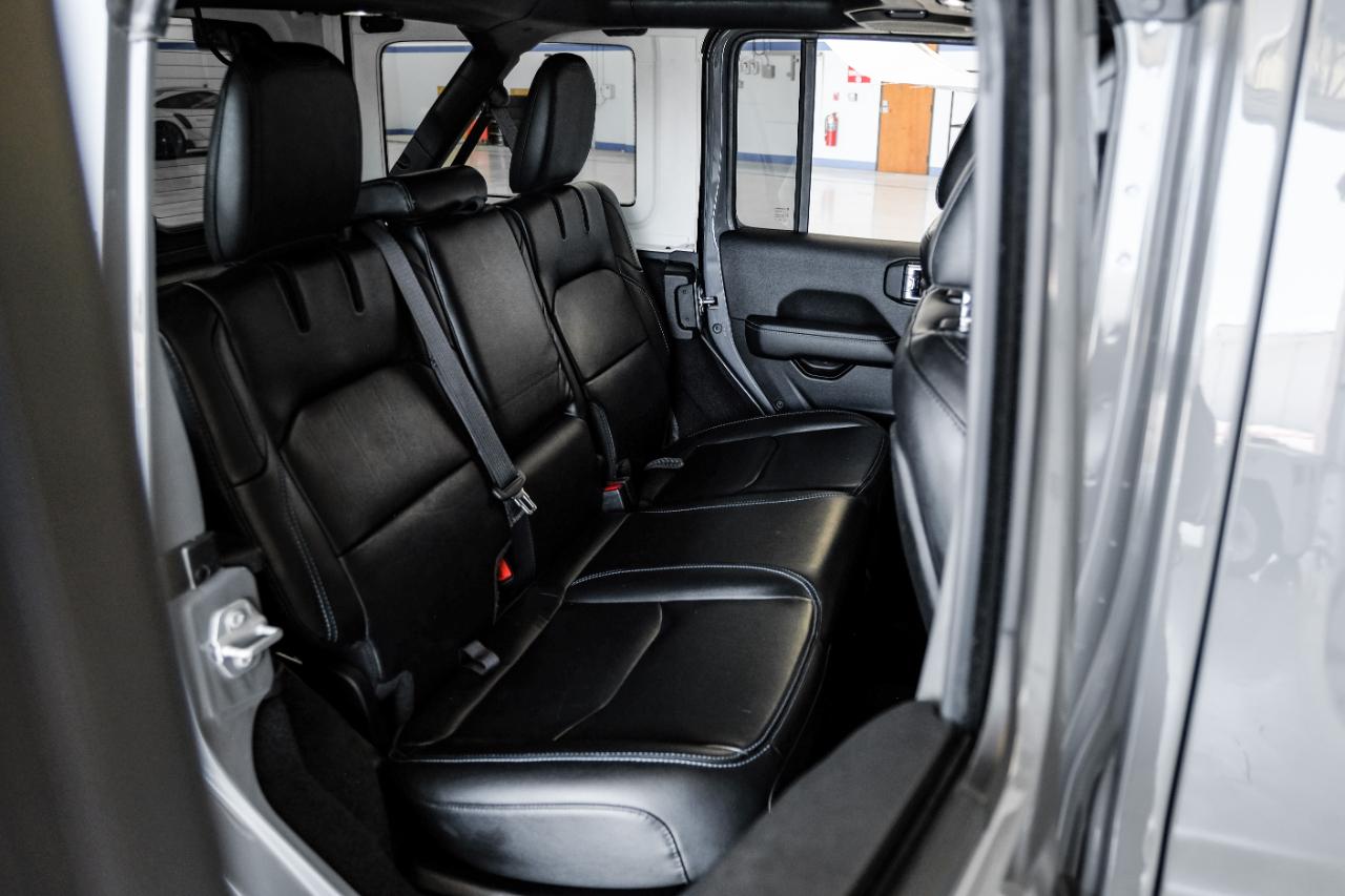 Jeep Wrangler photo 37