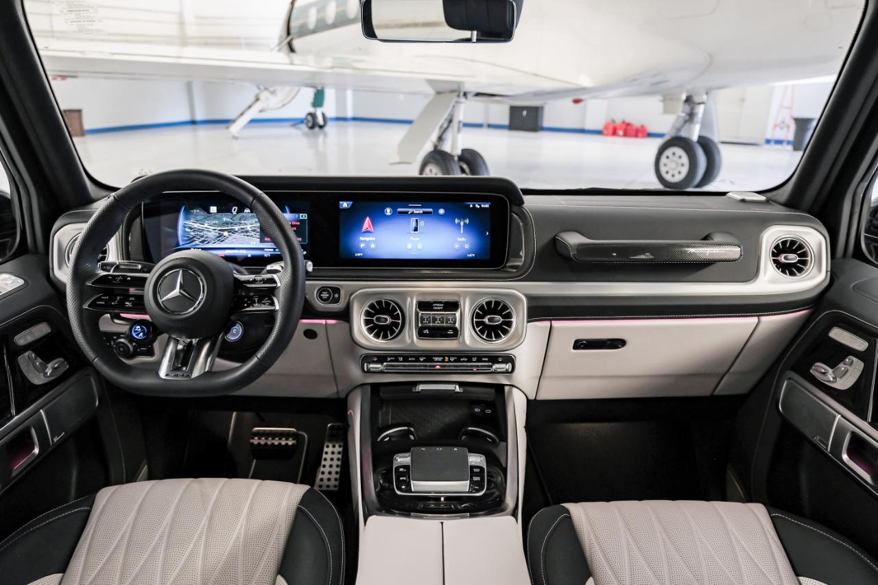 Mercedes-Benz G-Class photo 21