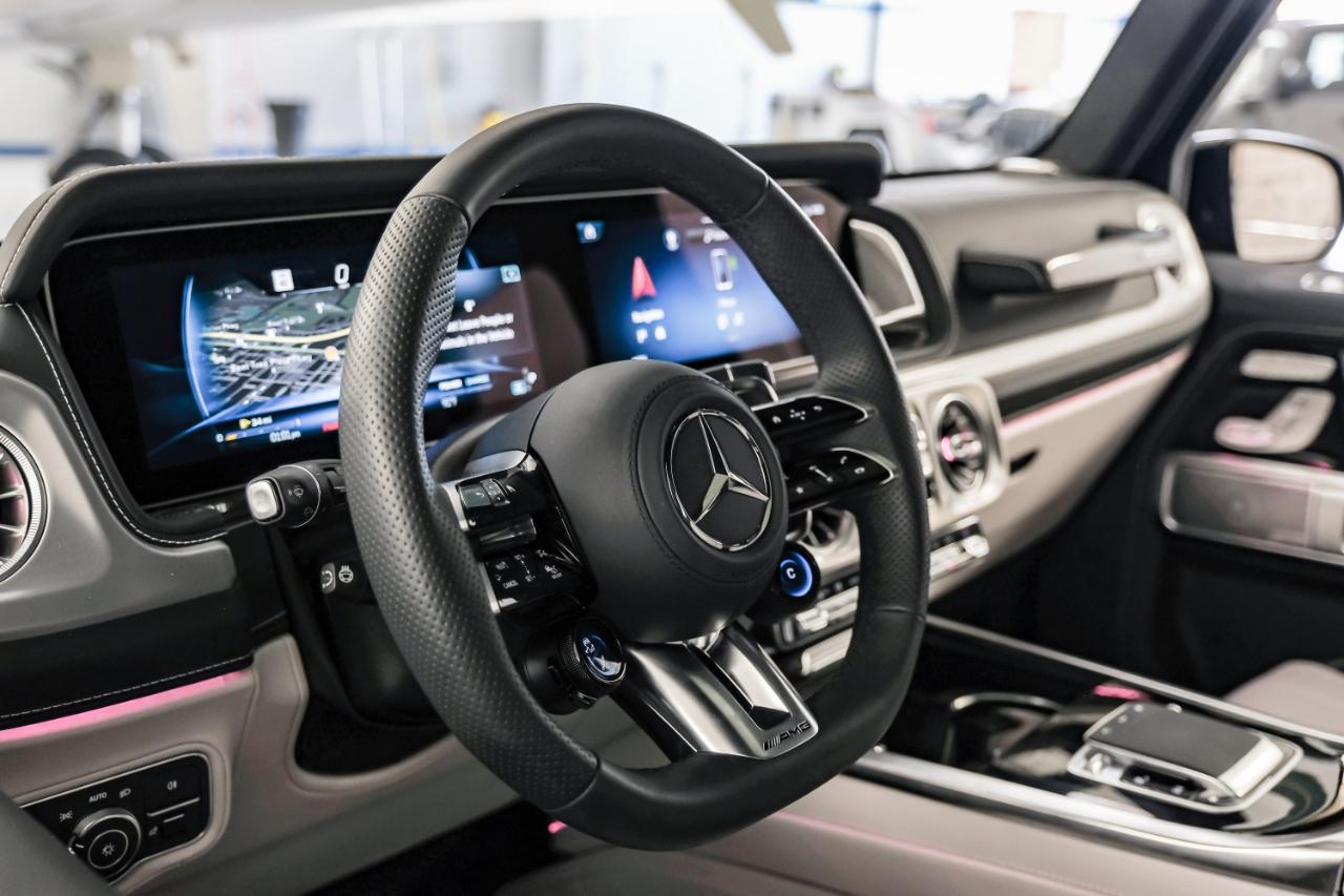 Mercedes-Benz G-Class photo 22