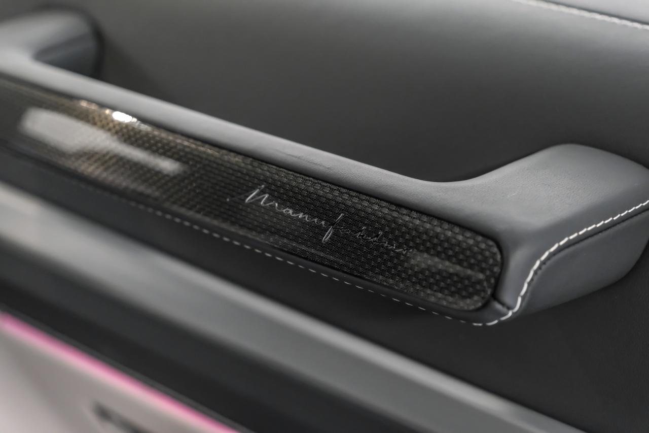 Mercedes-Benz G-Class photo 38