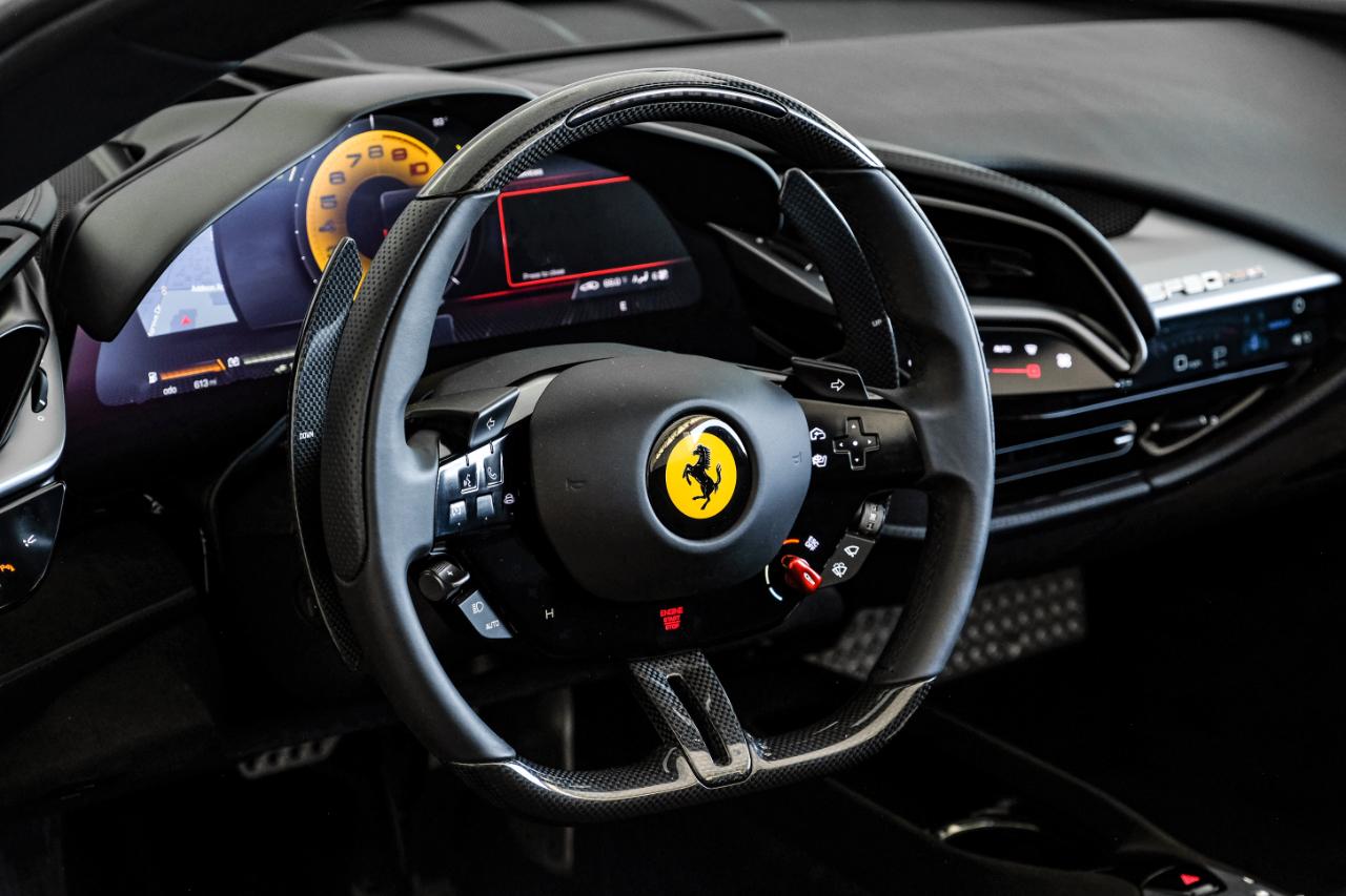 Ferrari SF90 photo 22
