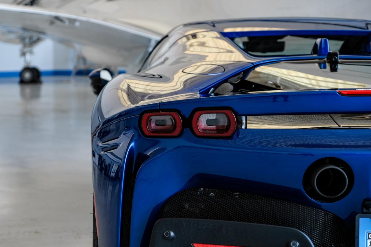 Ferrari SF90 photo 44