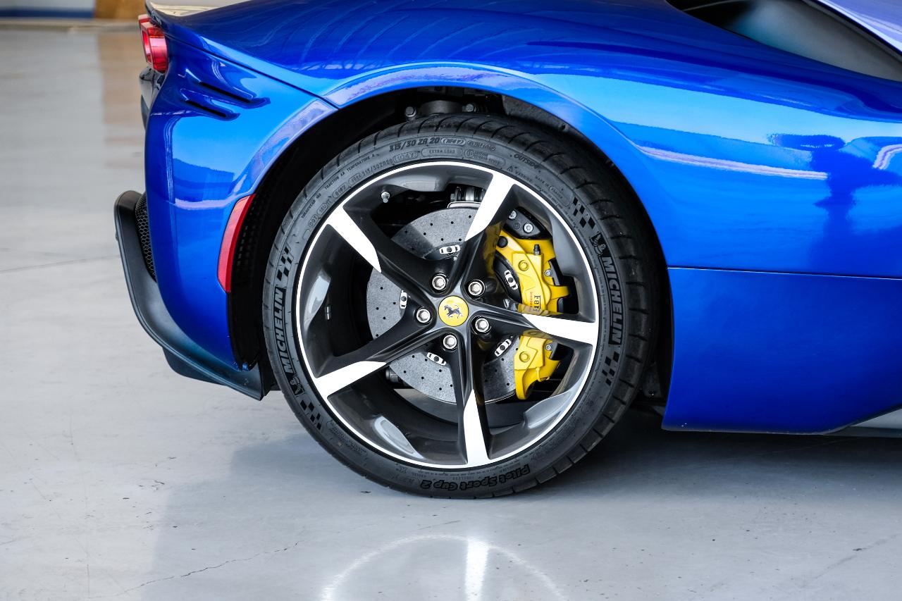 Ferrari SF90 photo 55