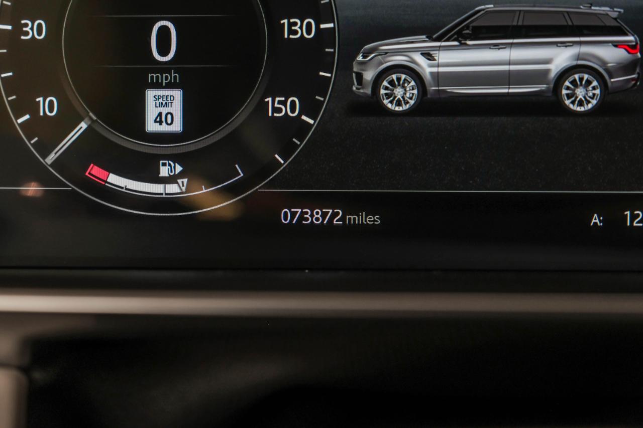 Land Rover Range Rover Sport photo 18
