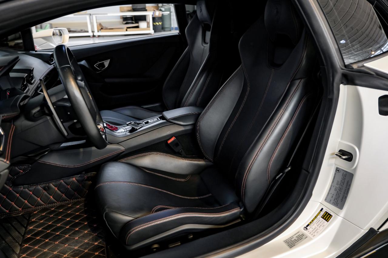 Lamborghini Huracan photo 4