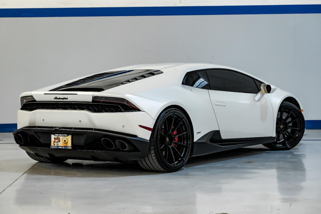 Lamborghini Huracan photo 10