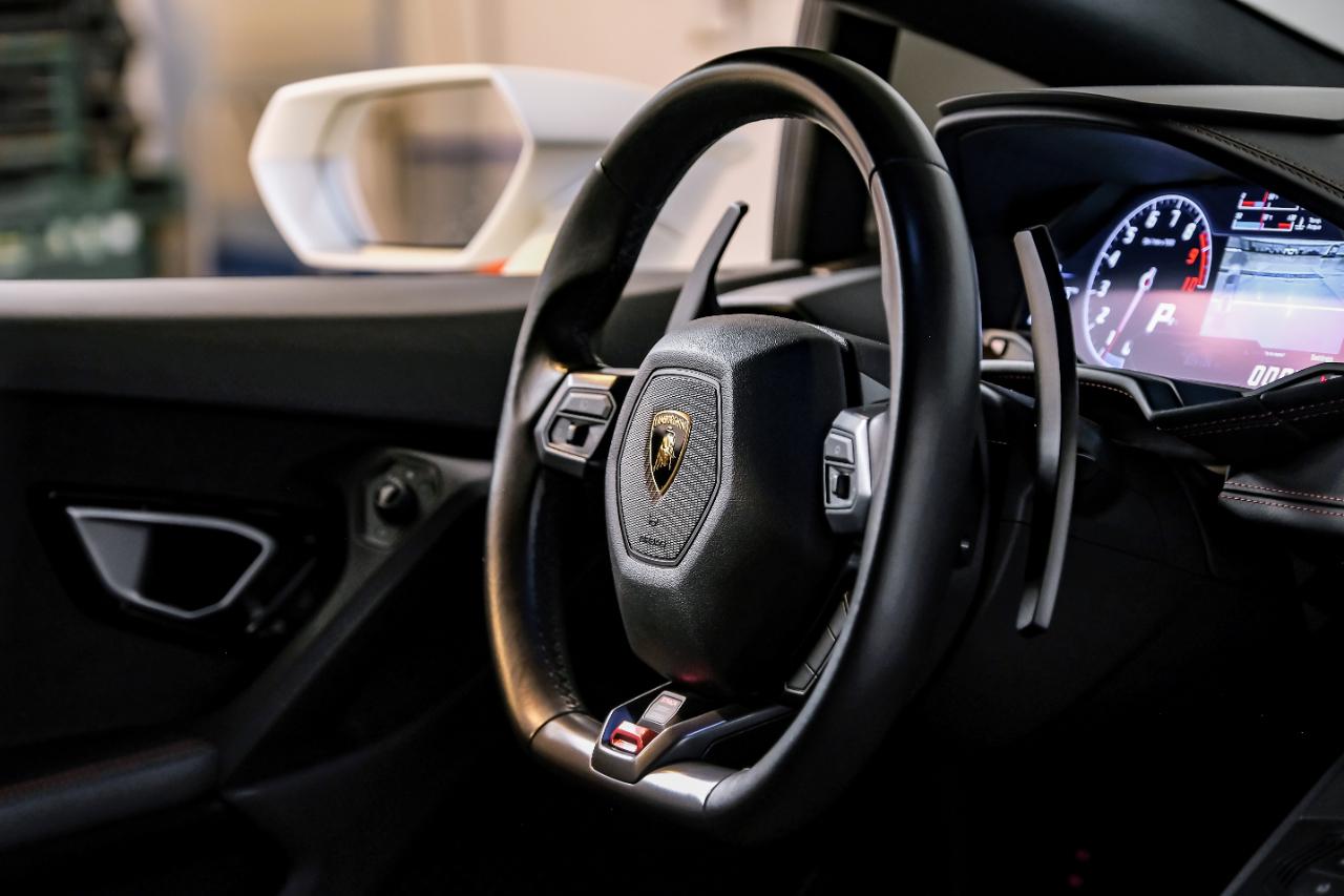 Lamborghini Huracan photo 19