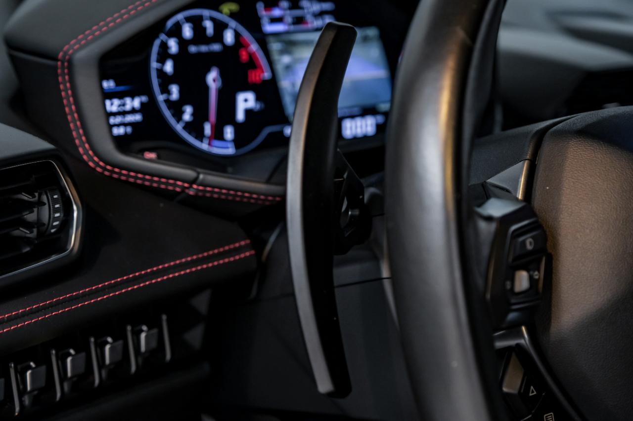 Lamborghini Huracan photo 24