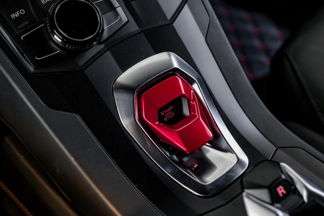 Lamborghini Huracan photo 32