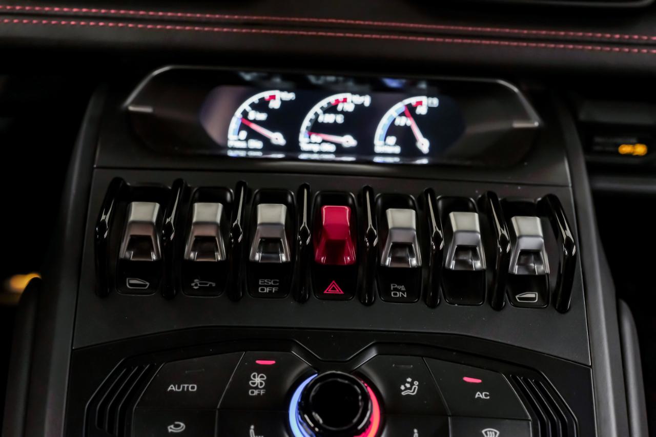 Lamborghini Huracan photo 35