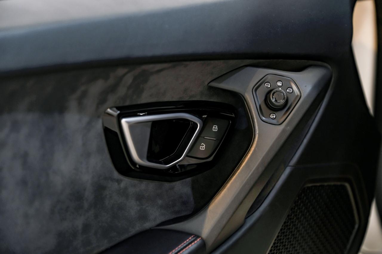 Lamborghini Huracan photo 53