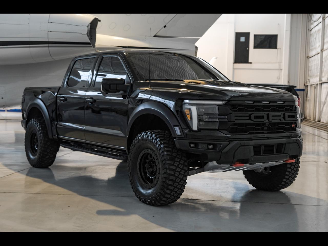 Ford F-150 photo 2