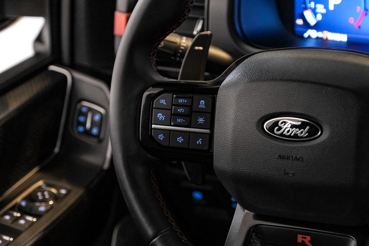 Ford F-150 photo 23