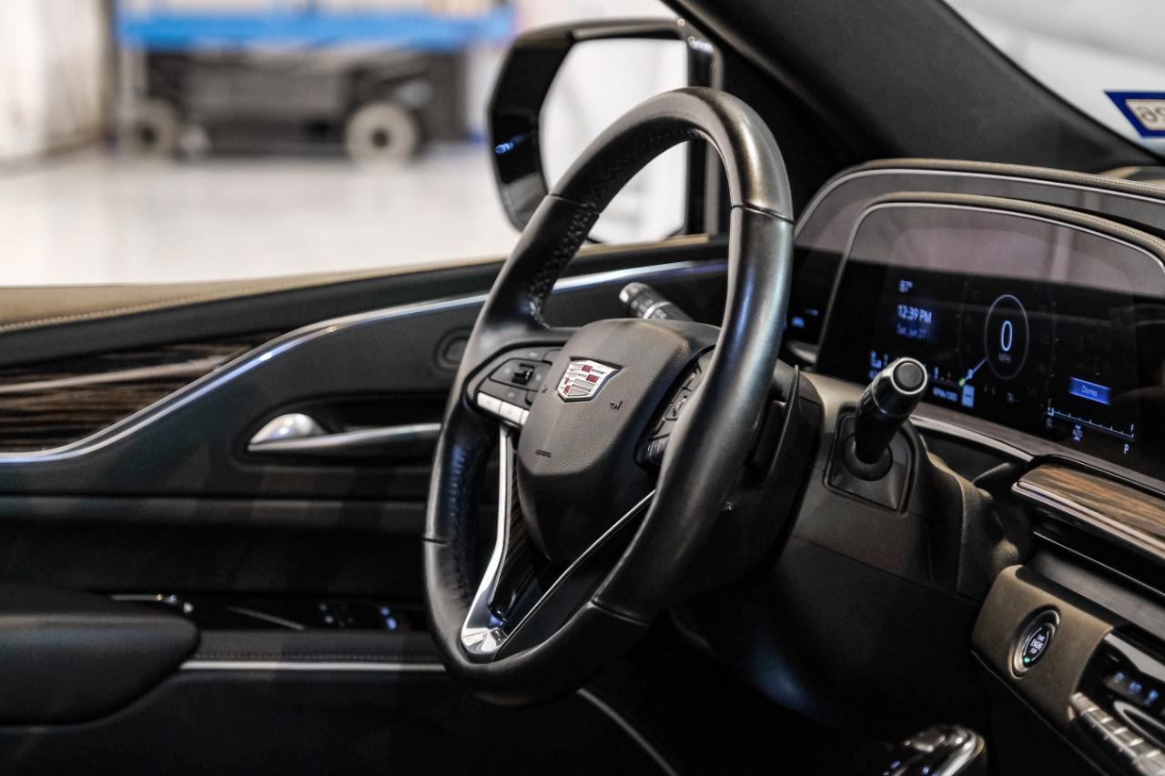 Cadillac Escalade photo 15