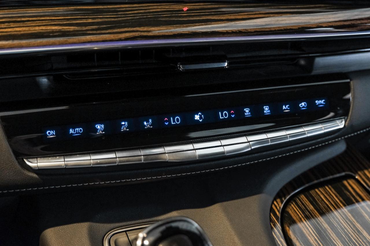 Cadillac Escalade photo 25