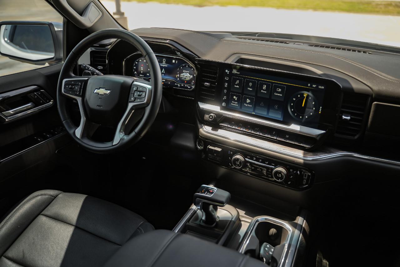 Chevrolet Silverado photo 28