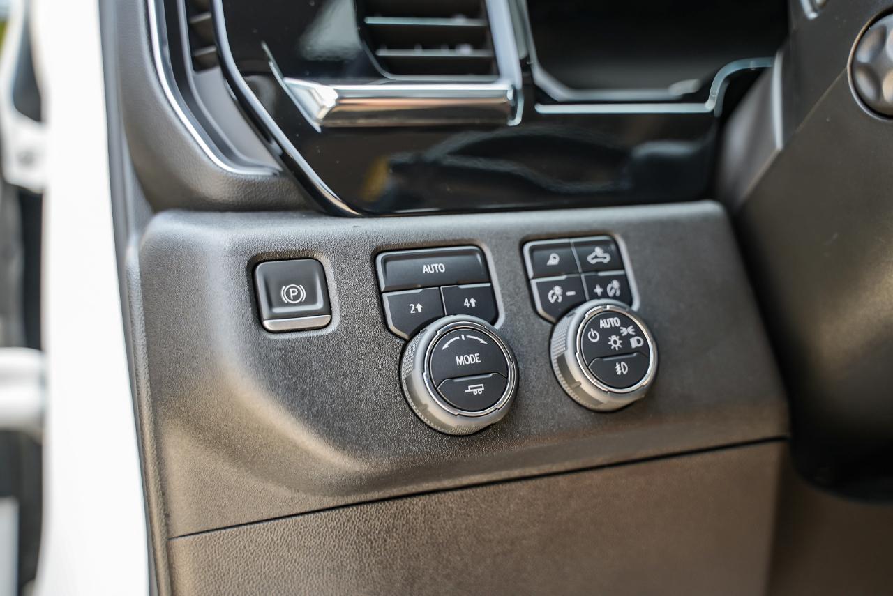 Chevrolet Silverado photo 32
