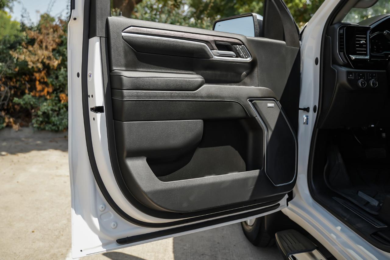 Chevrolet Silverado photo 40