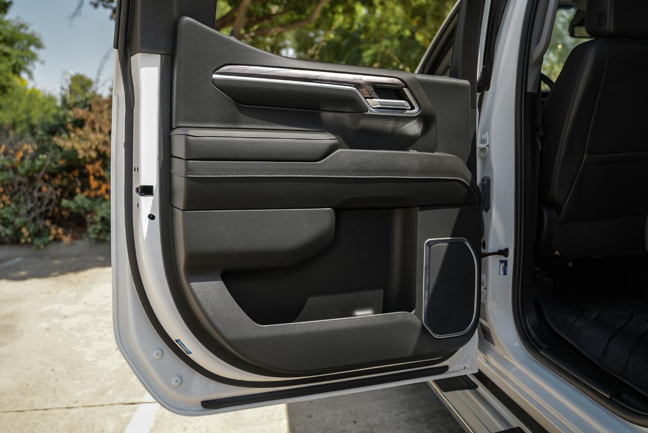 Chevrolet Silverado photo 43