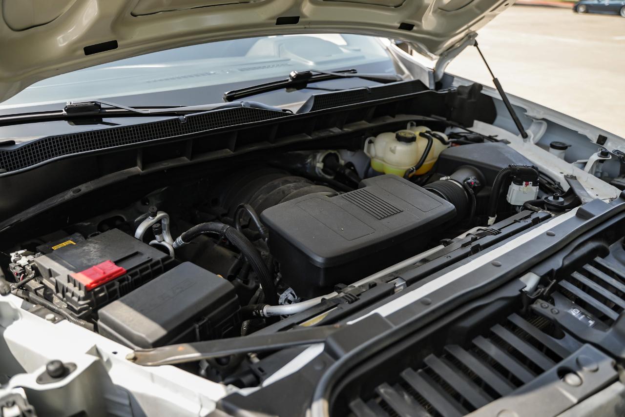 Chevrolet Silverado photo 54