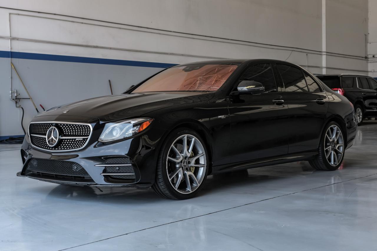 Mercedes-Benz E-Class photo 6