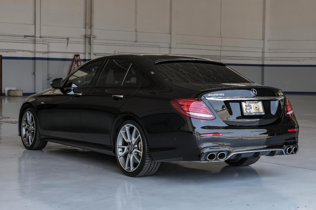 Mercedes-Benz E-Class photo 12