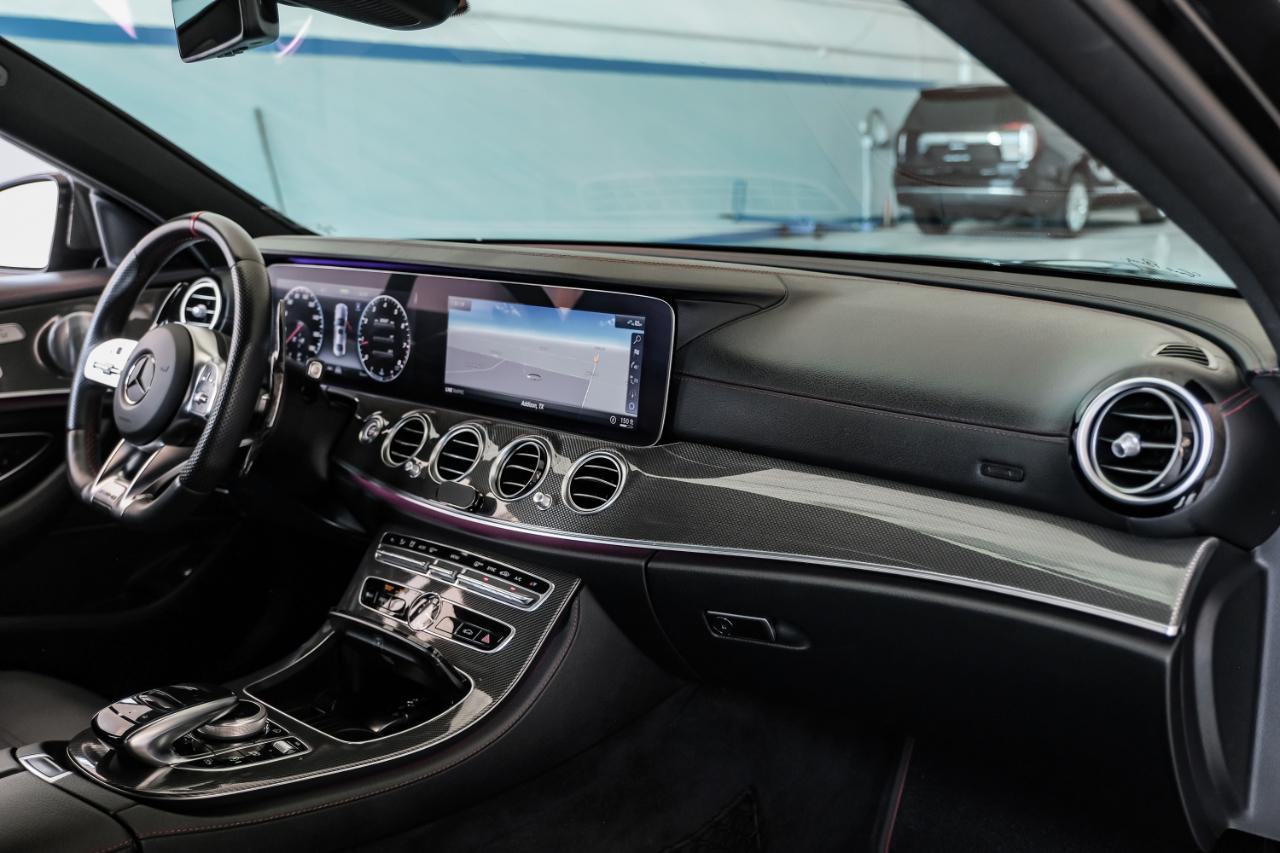 Mercedes-Benz E-Class photo 18