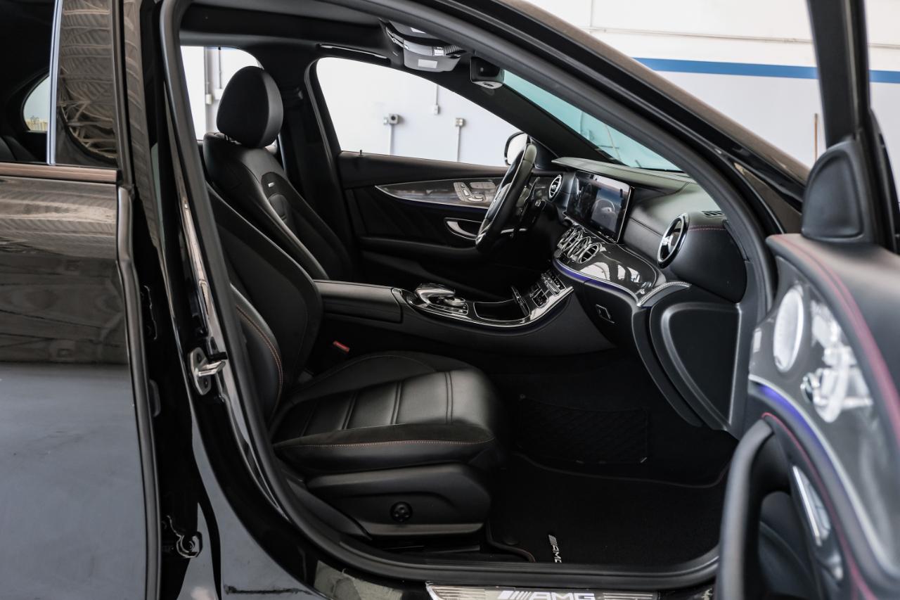 Mercedes-Benz E-Class photo 38