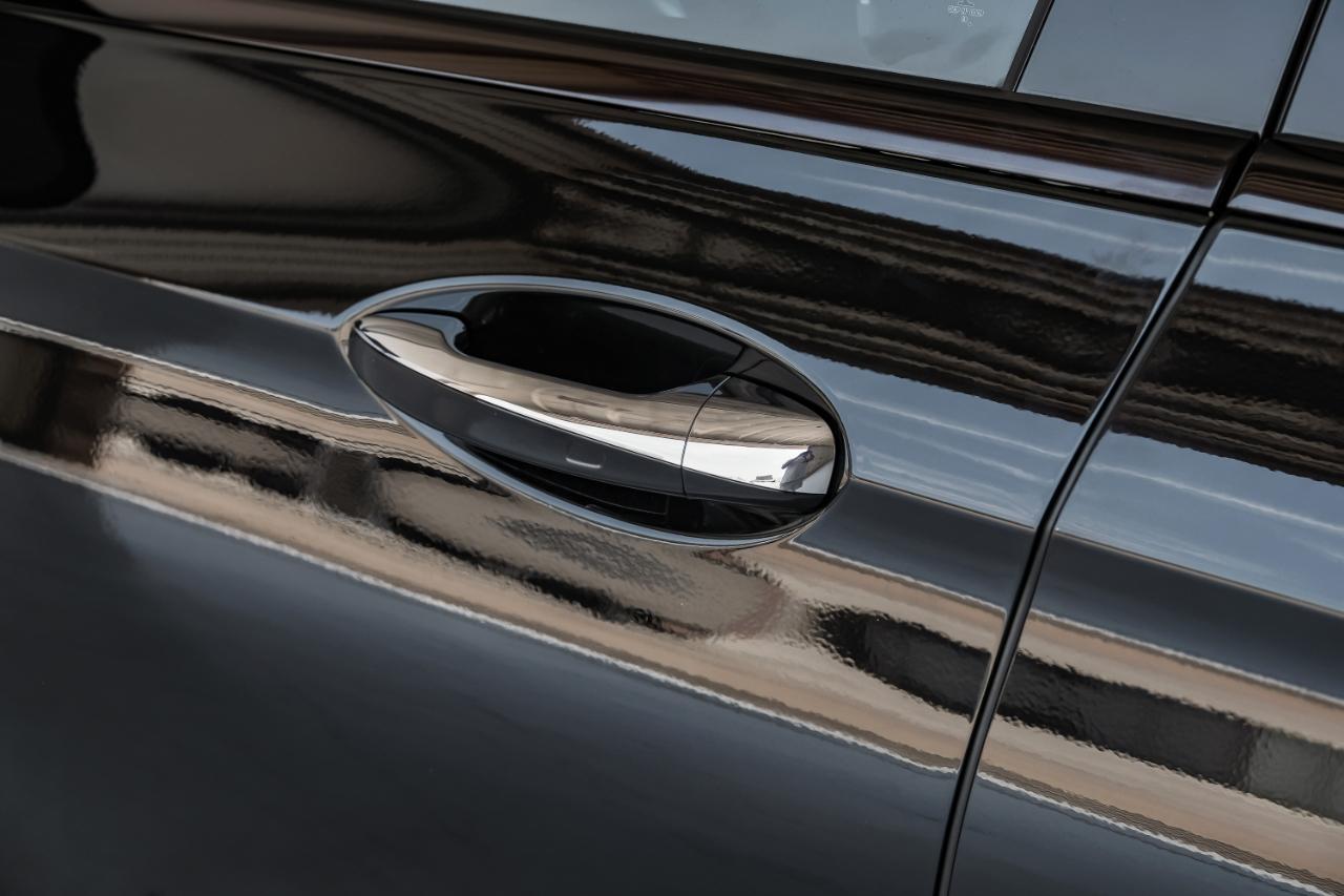 Mercedes-Benz E-Class photo 44