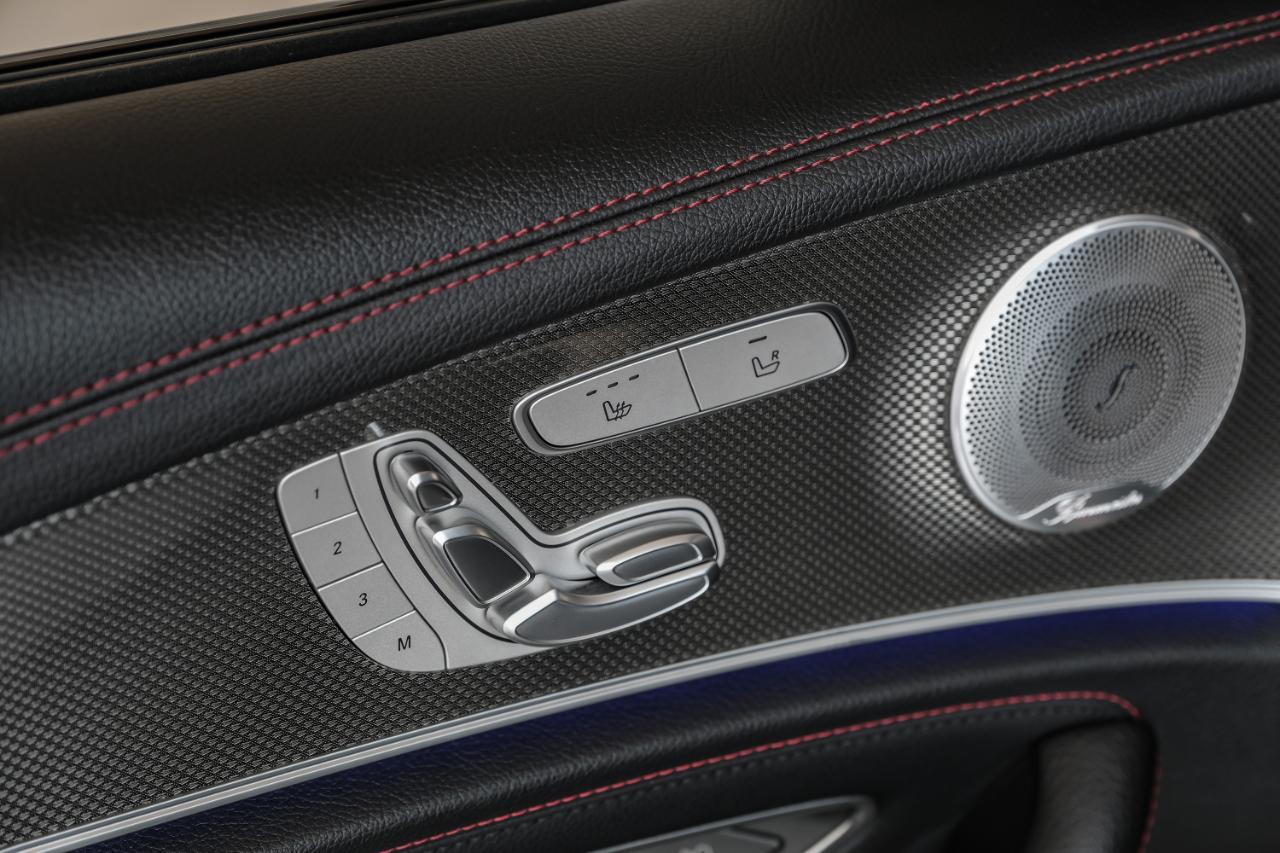 Mercedes-Benz E-Class photo 50