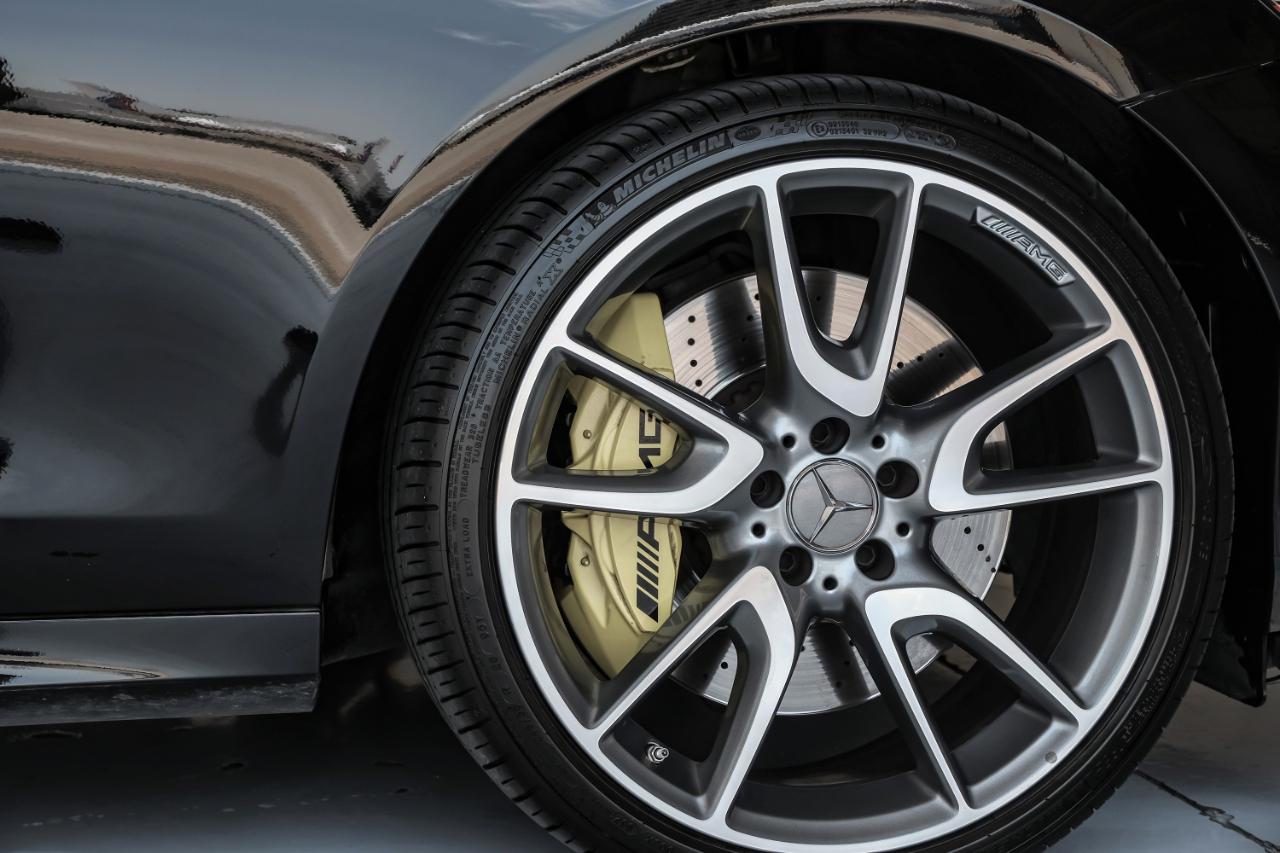 Mercedes-Benz E-Class photo 74