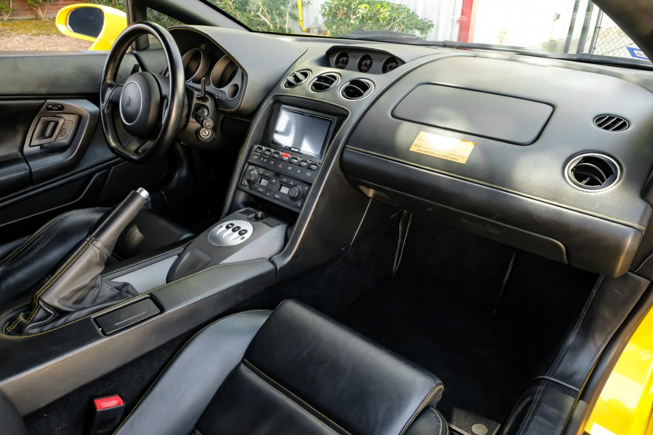 Lamborghini Gallardo photo 28