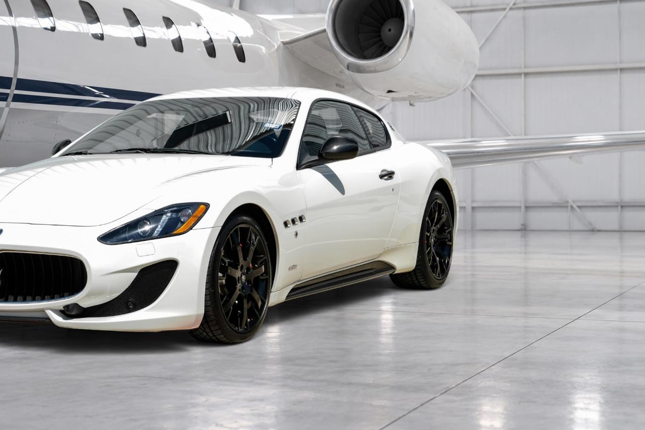 Maserati Granturismo photo 10