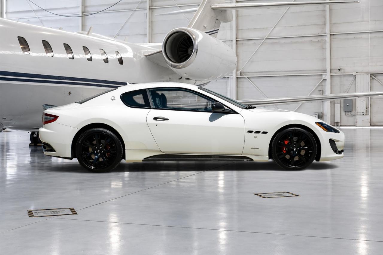 Maserati Granturismo photo 11